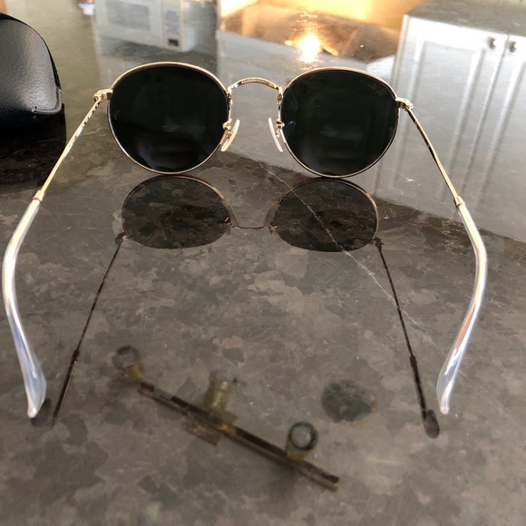 Rayban Sunglasses (WORN ONCE) - Picture 3 of 4